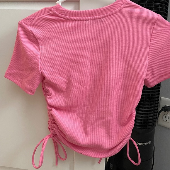 Small Pink Cinched Zara Top - Picture 3 of 3